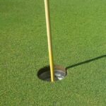 「寄せる」から「入れる」へ！　ロングパット練習法