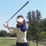 手首の使い方で飛距離アップ！？　女子プロの秘訣